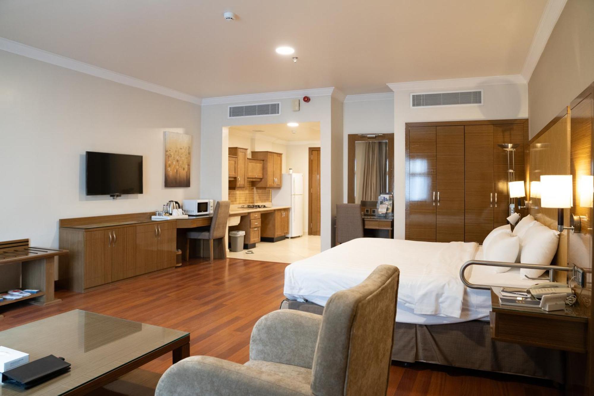Golden Tulip Hotel Buraidah Al Qassim Zewnętrze zdjęcie
